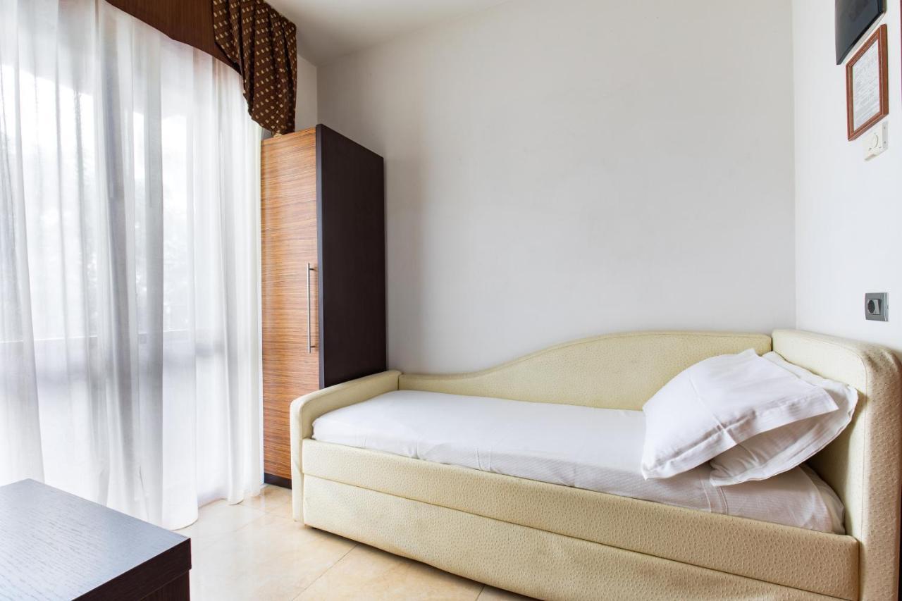 Hotel Palos Rimini Luaran gambar