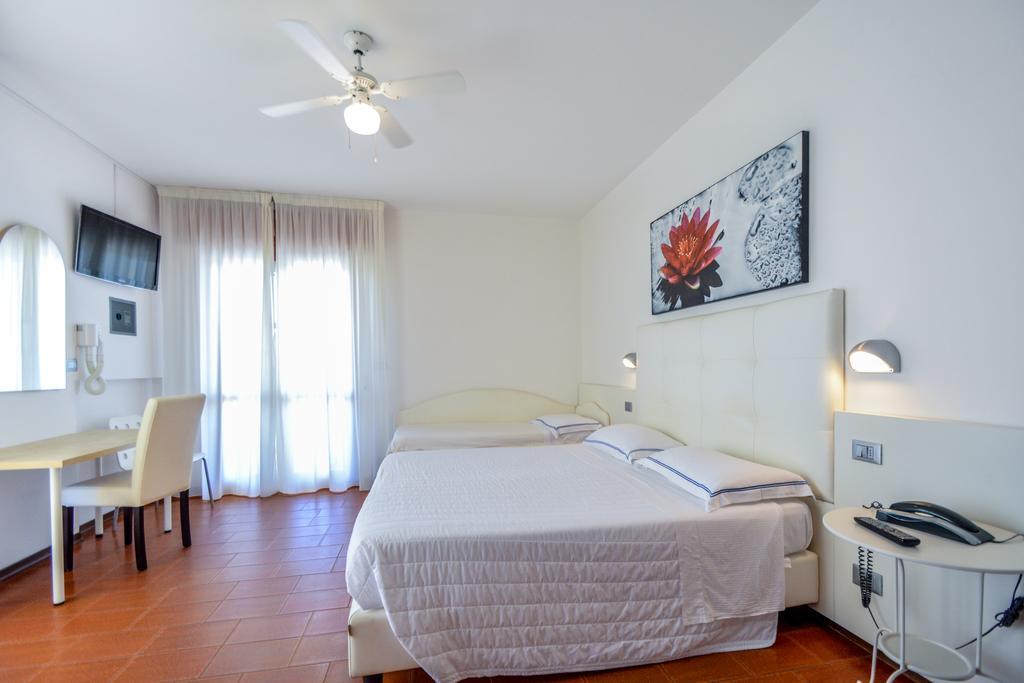 Hotel Palos Rimini Luaran gambar